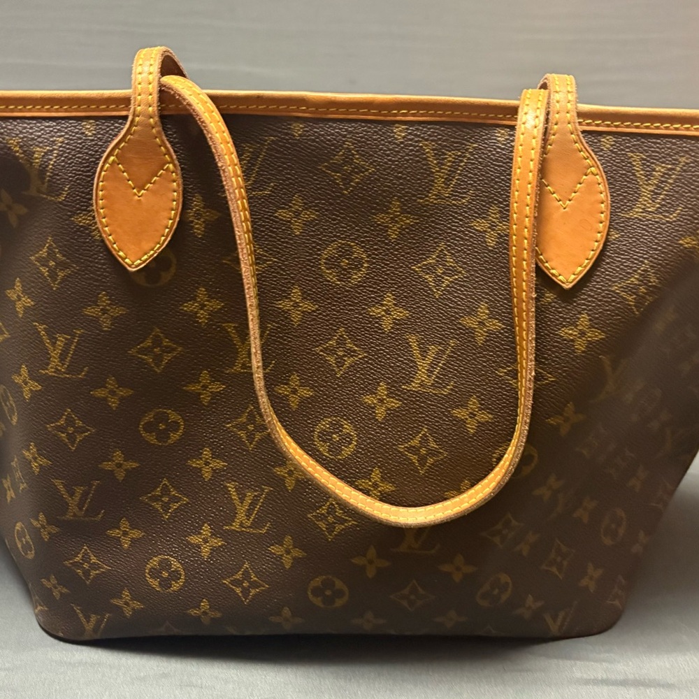 Louis Vuitton Neverfull MM